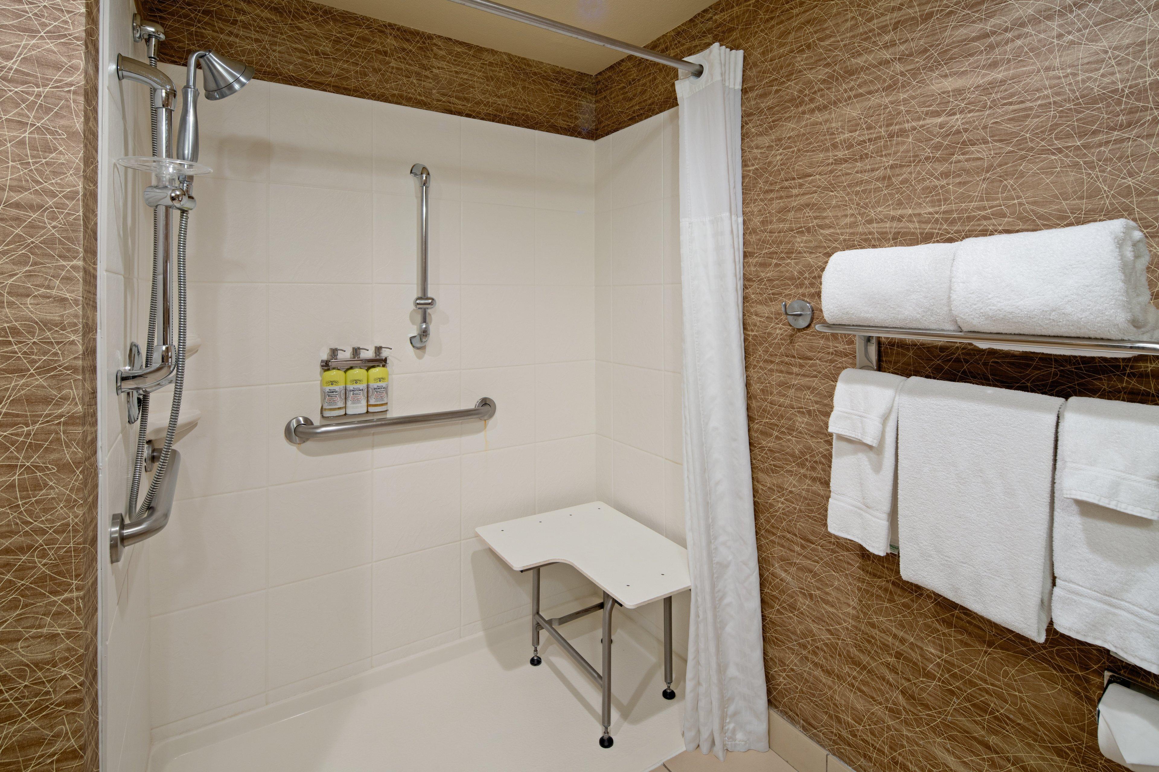 Holiday Inn Express Port Hueneme By Ihg Екстериор снимка